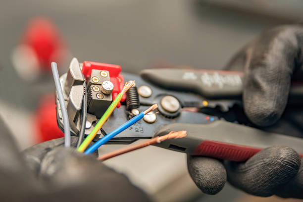 Best Circuit Breaker Repair  in San Carlos Park, FL